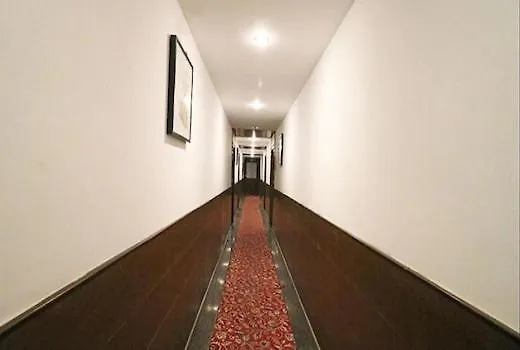 New Hotel Rajwada By Wb Inn غورغاون