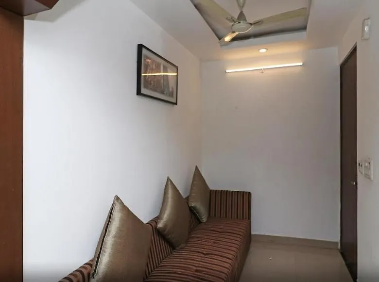 New Hotel Rajwada By Wb Inn غورغاون