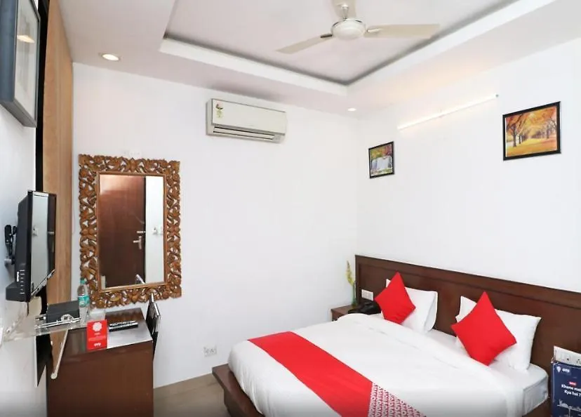 New Hotel Rajwada By Wb Inn Gurgaon 0*,